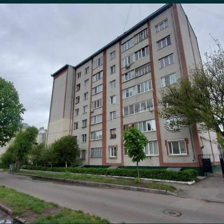 Затишні Апартаменти В Центрі 리우네 외부 사진